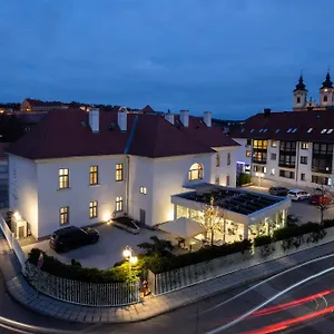 1552 Boutique 4*, Eger Hongarije